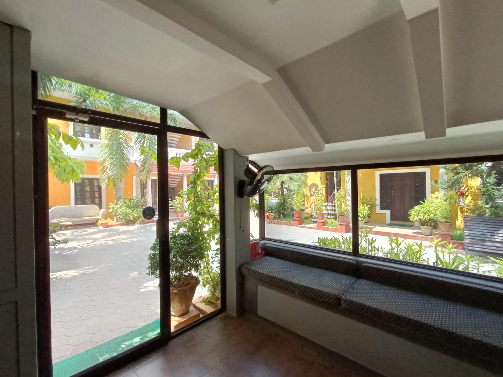 Poppys Olive De' Villa Auroville Kültér fotó